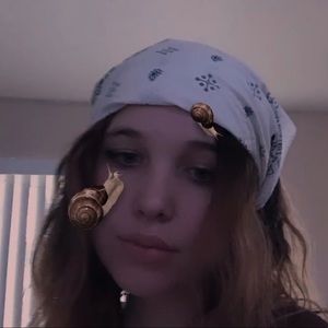 Meet your Posher, Myra